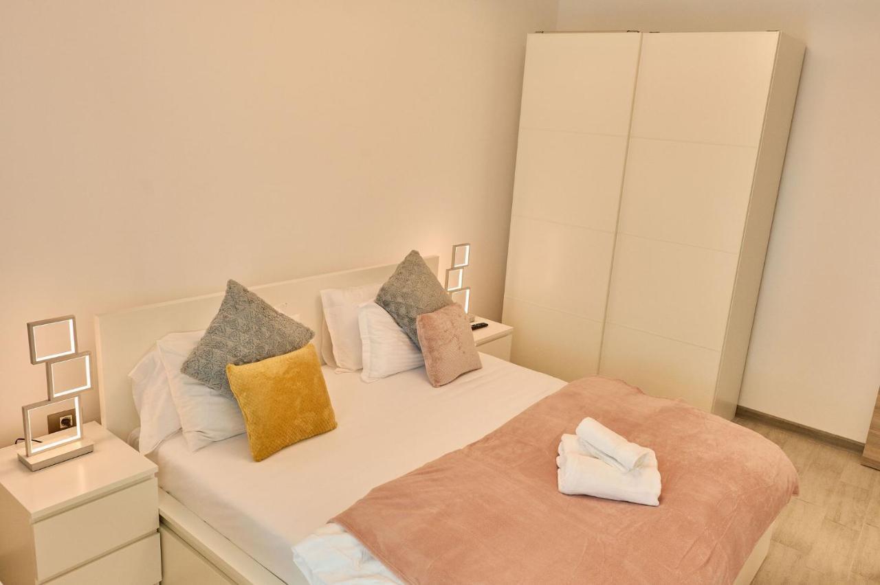Crazy Sea View 1Br Apartment Spa Pools Resort 마마이아 외부 사진