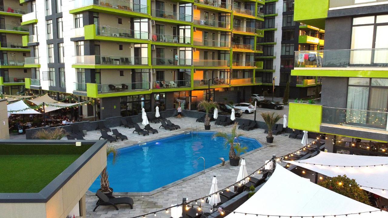 Crazy Sea View 1Br Apartment Spa Pools Resort 마마이아 외부 사진